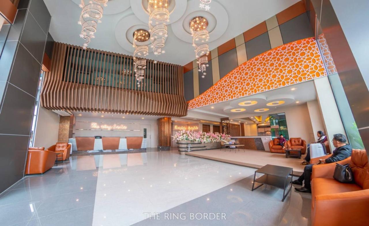 The Ring Border Hotel Ban Khlong Phruan Екстериор снимка
