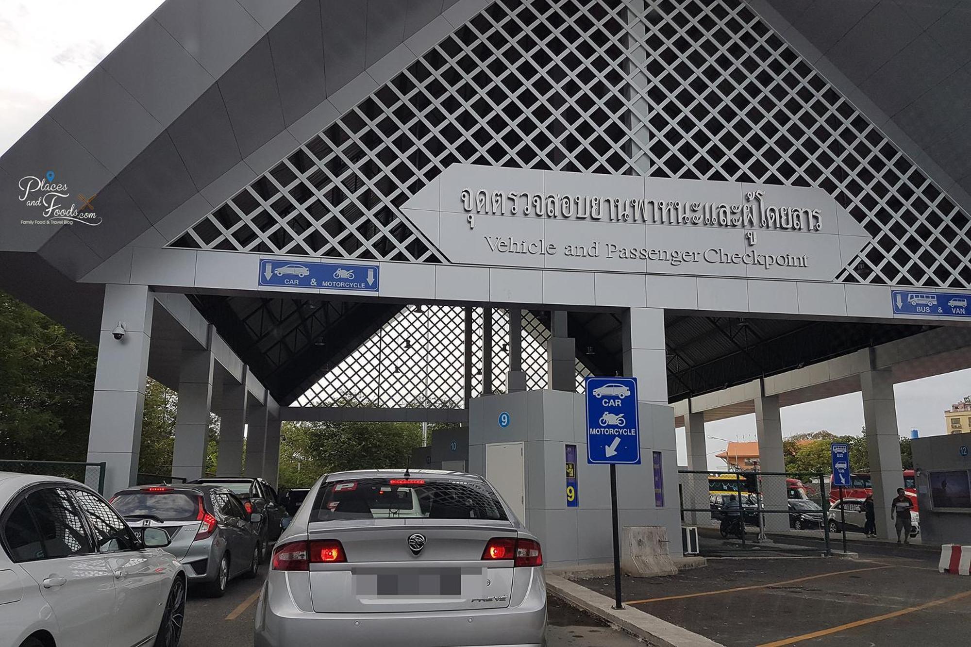 The Ring Border Hotel Ban Khlong Phruan Екстериор снимка